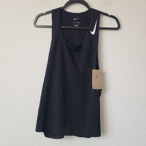 Nike Dri-Fit ADV Aeroswift Running Singlet Tank DM4624-010 Size M Black